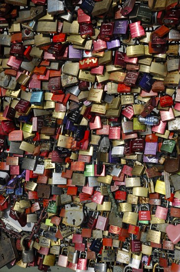 Love locks on the railing of the Hohenzollern Bridge