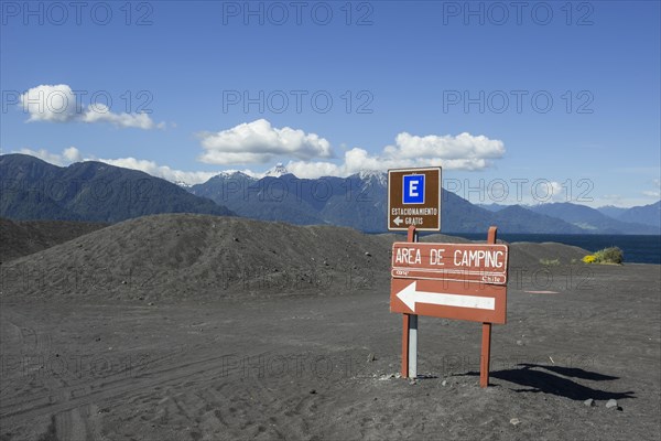 Sign to a campsite