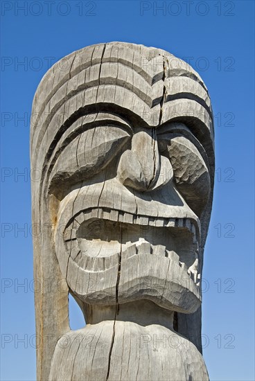 Tiki totem