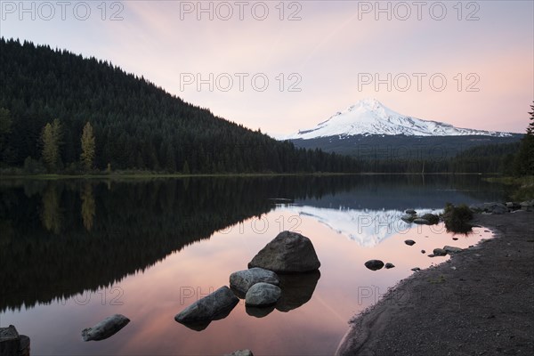 Trillium Lake with Mount Hood