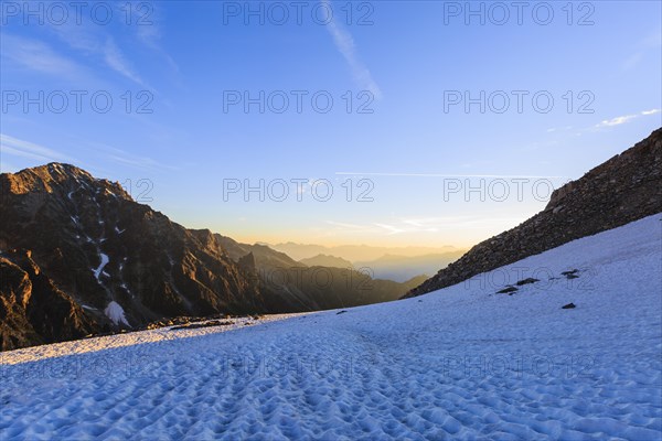 Sunrise over the Glacier du Saleina