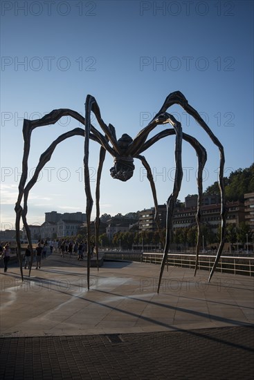 Spider sculpture Maman by Louise Bourgeois