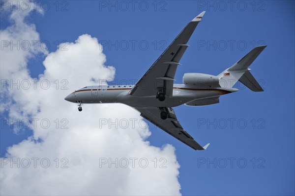 A Bombardier Global 5000 of the Special Air Mission of the Ministry of Defense