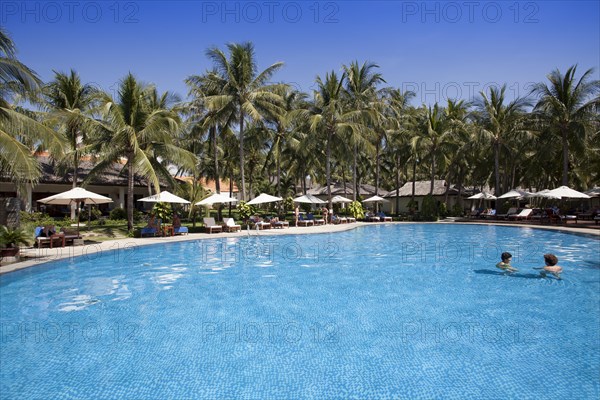 Swimming pool of the Blue Ocean Resort