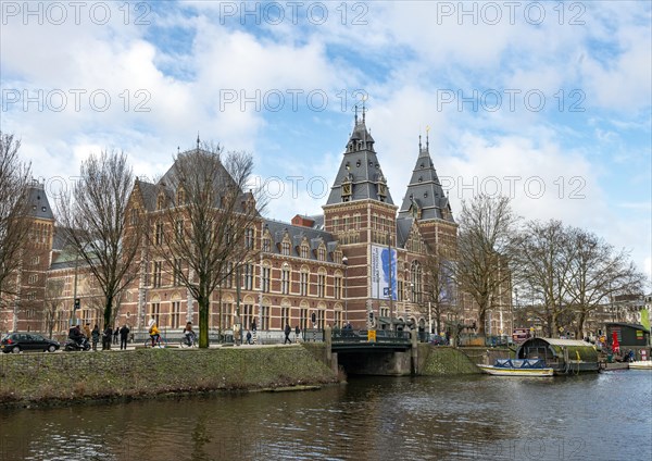 Spiegelgracht with Rijksmuseum