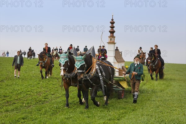 Leonhardiritt procession