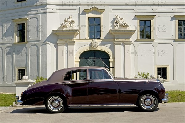 Bentley S1