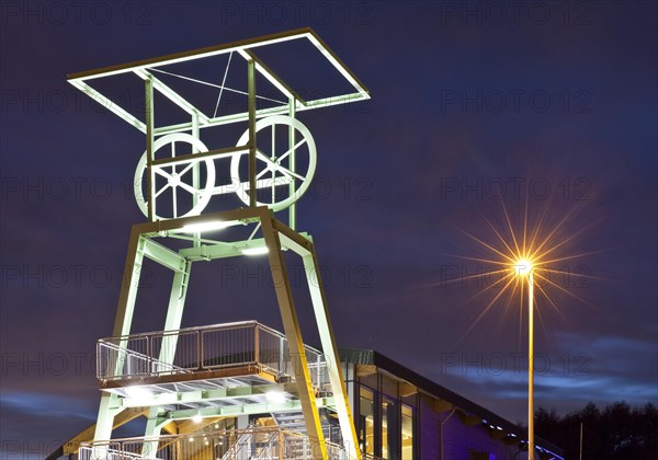 Viewing platform in the shape of a headframe