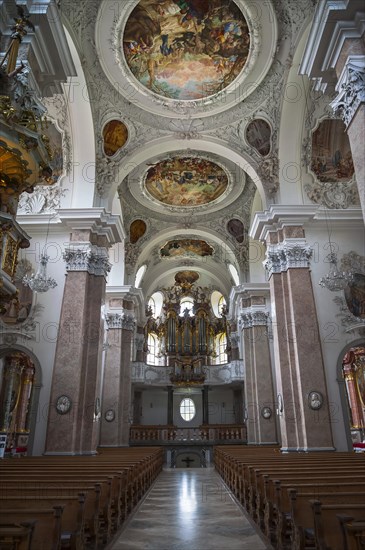 Frescoed ceilings and organ
