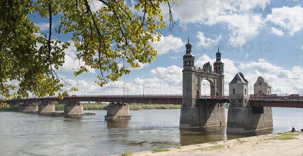 Queen Louise Bridge