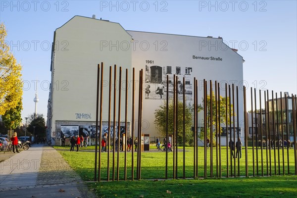 Course of the Berlin Wall marked with steel rods