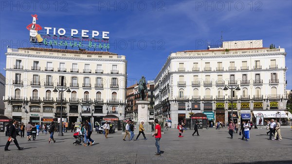 Puerta del Sol square