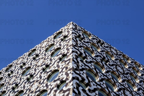 Detail of the facade of the Ravensbourne College of Design and Communication