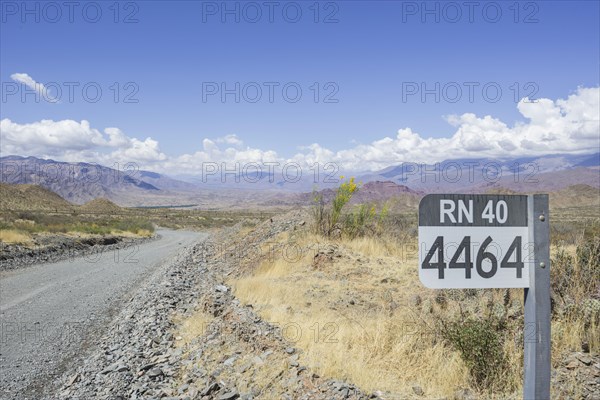 Sign with the road name on the Ruta Nacional 40