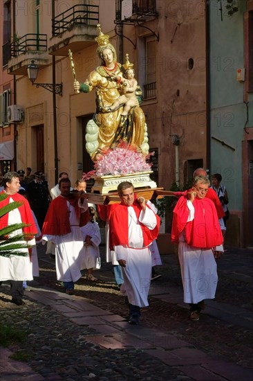 Procession at the Madonna festival of Santa Maria del Mare