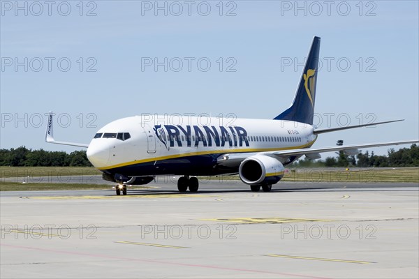 Boeing 737-800 of low-cost airline Ryanair at Frankfurt-Hahn Airport