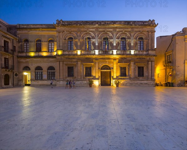 Mansion on the cathedral square