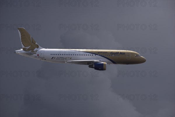 A9C-AM Gulf Air Airbus A320-214 in flight