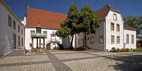 Falkenhof museum