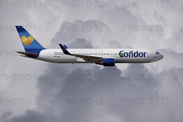 Condor D-ABUL Boeing 767-31B ER WL in flight