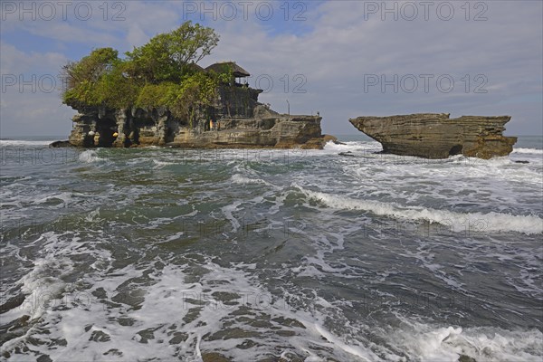 Pura Tanah Lot sea temple