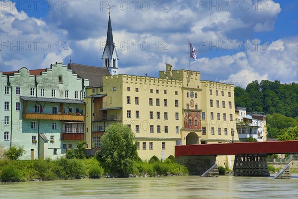 Brucktor Gate and Red Bridge