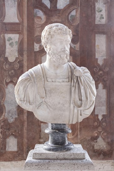 Bust of Antonius Pius