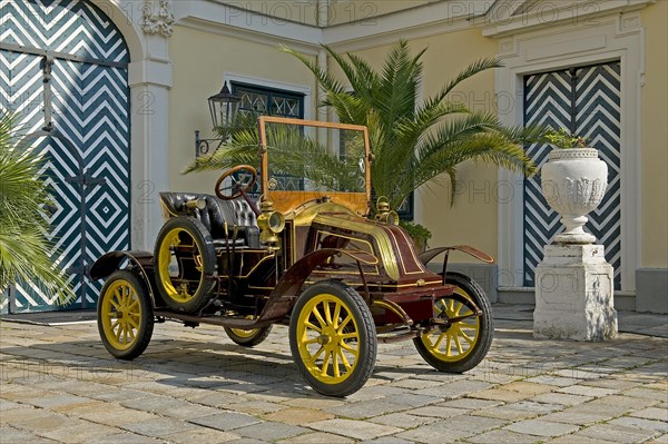 Antique car