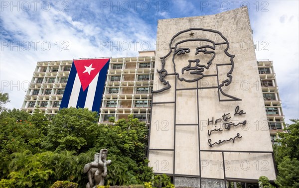 Ernesto Che Guevara as an art installation and propaganda work of art on a house wall on Revolution Square