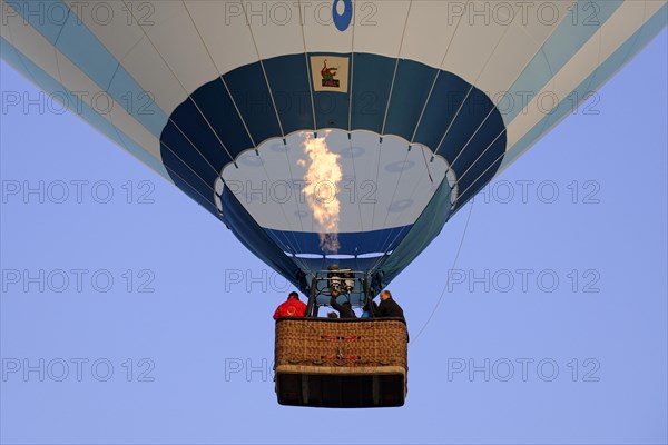 Hot air balloon