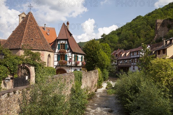 Oberhof Chapel and half-timbered houses on the river Weiss