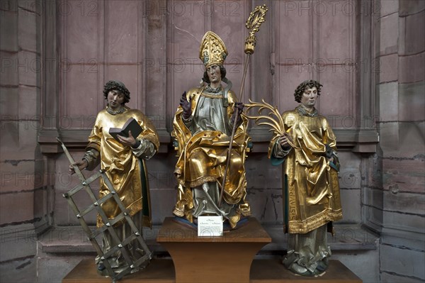 Statues of saints