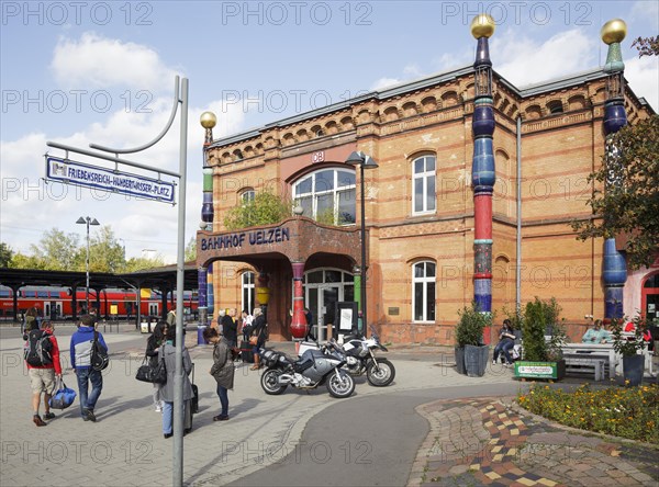 Hundertwasser Train Station