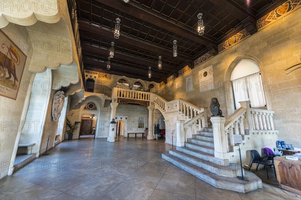 Hall in the Government Palace