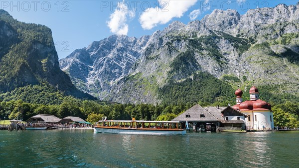 St. Bartholomae in Konigssee in front of the Watzmann with ship