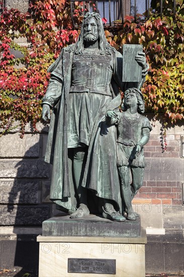 Statue of Albrecht Durer in front of the National Museum