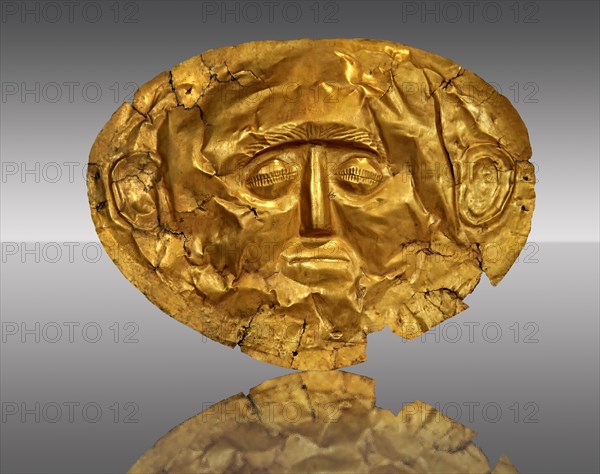 16th century BC gold death mask from Grave IV