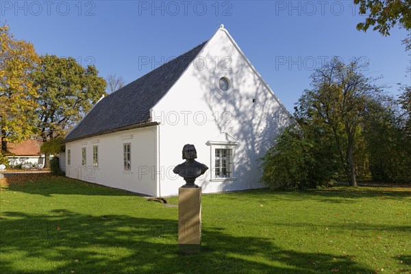 Franz Liszt bust and Franz Liszt's birthplace