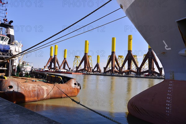 Components for offshore wind turbines