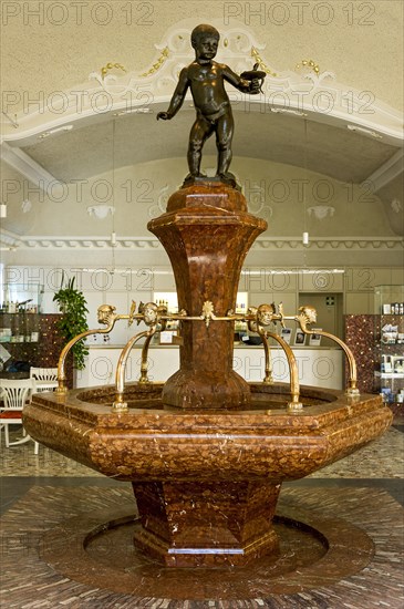 Drinking fountain with AlpenSole medicinal water