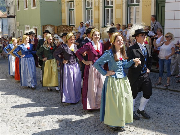 Procession for the Marillenfest apricot festival