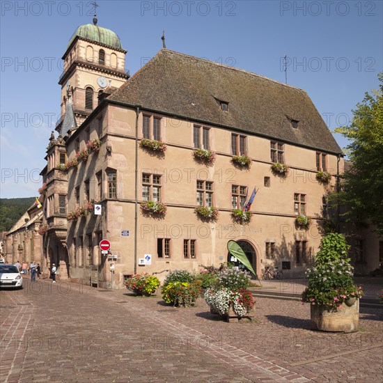 City Hall and tower of the Church of Sainte-Croix