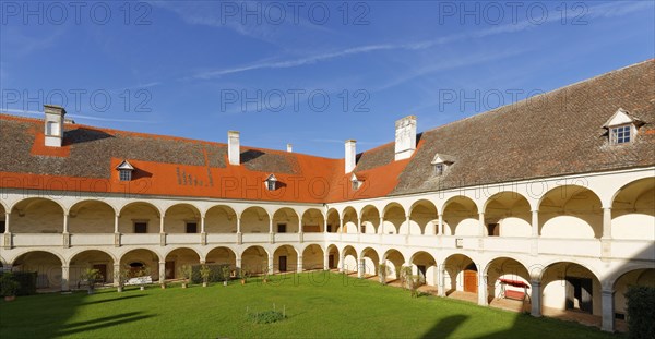 Court arcades