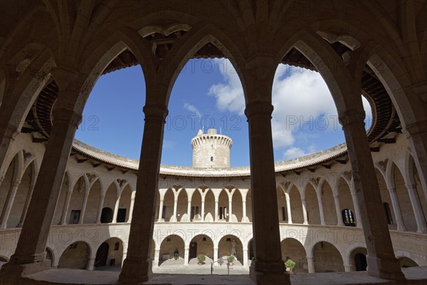 Castell de Bellver castle