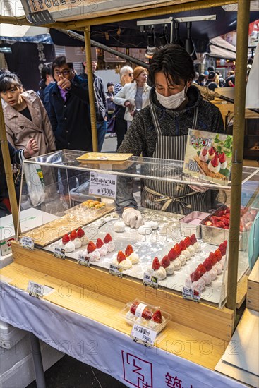 Man sells Daifuku