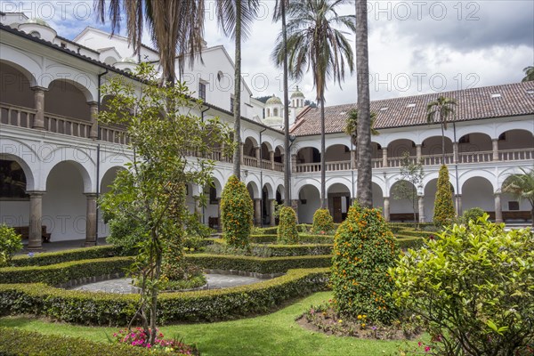 Courtyard in the Convento de San Francisco