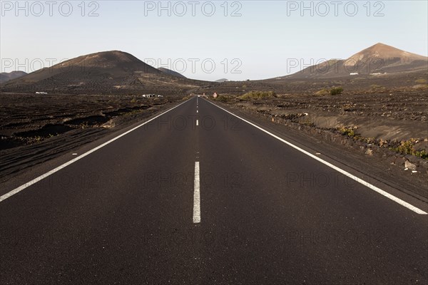 Road through the wine growing region of La Geria