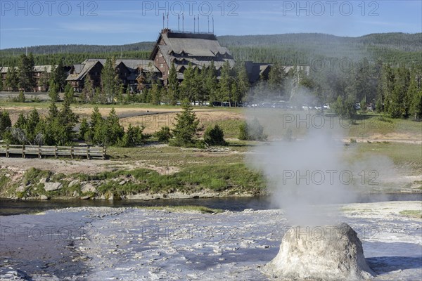 Old Faithful Inn