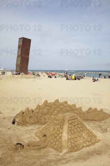 People on the beach at Barceloneta