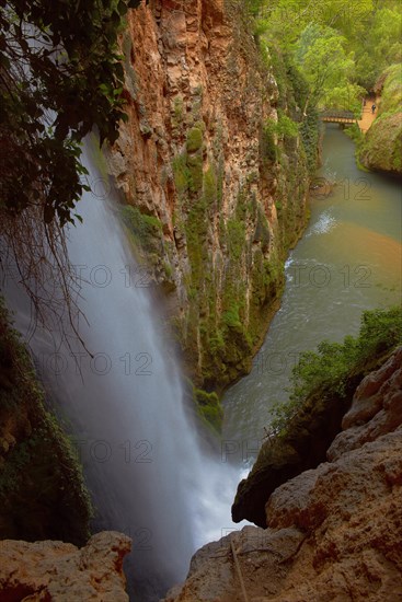 Cola de Caballo Waterfall